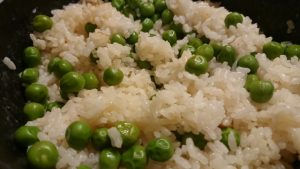 白だしで炊く、グリンピースの豆ご飯。