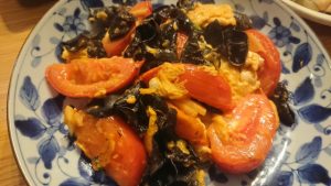 トマトとキクラゲの卵炒め