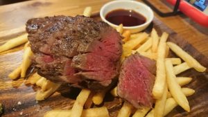 中野ツイテル肉