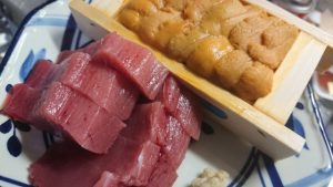 まぐろと箱うに