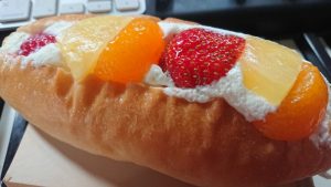 オパンのフルーツサンド