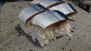 灰干し秋刀魚の押し寿司