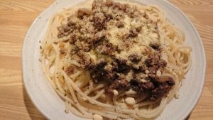 粗挽き肉ボロネーゼ