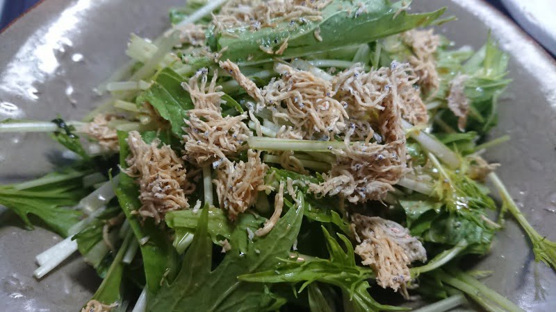 カリカリじゃこと水菜とポン酢サラダ