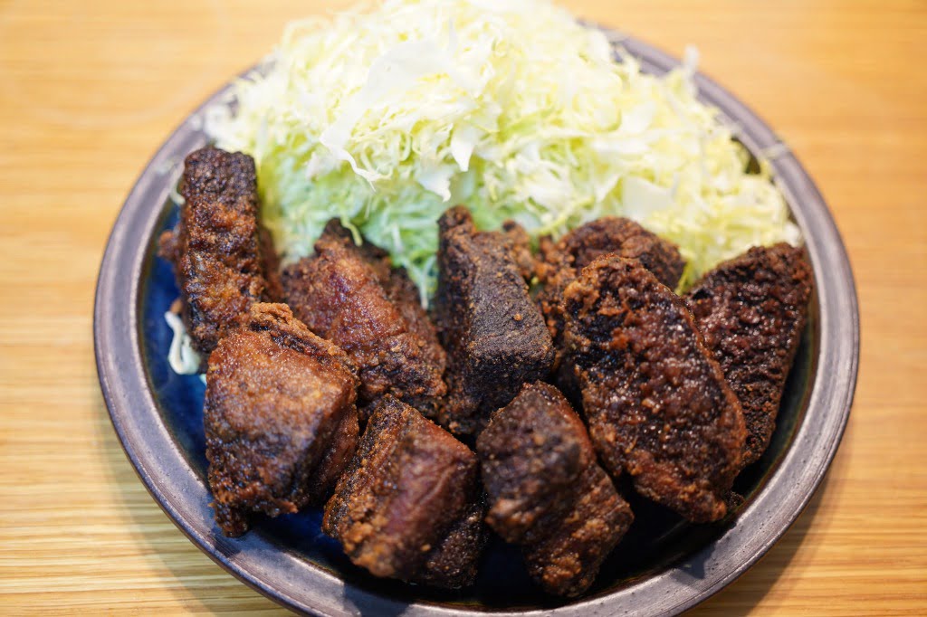 青森大間の本マグロ血合を使った唐揚げ