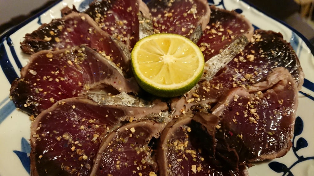 ヤドカリカンパニーのファーマーズソルトを使った鰹のたたき