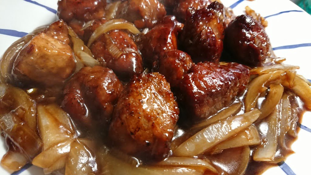 山芋が入った黒酢の酢豚