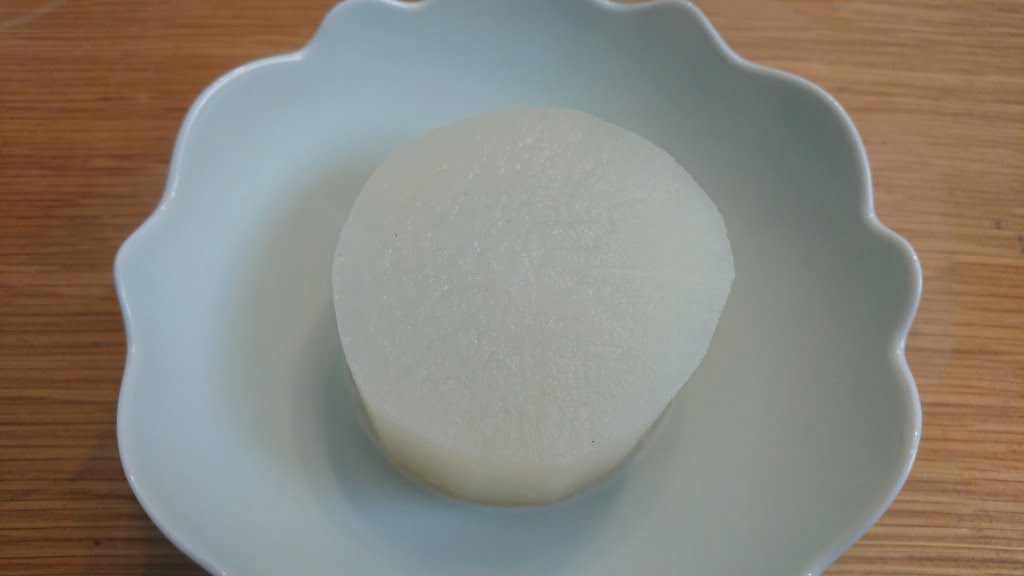 昆布出汁茹で大根