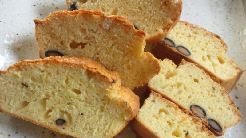 甘くない、お食事用！黒豆のケークサレ