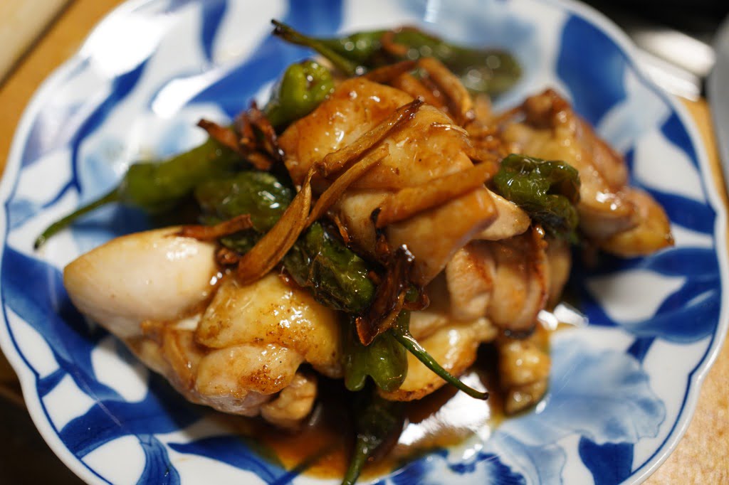 鶏もも肉とししとうと生姜の煮詰め焼き