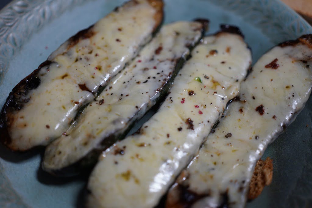 ズッキーニステーキ・ピッツァ職人風