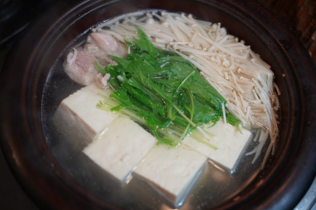 料理酒の出汁割り鶏入り湯豆腐
