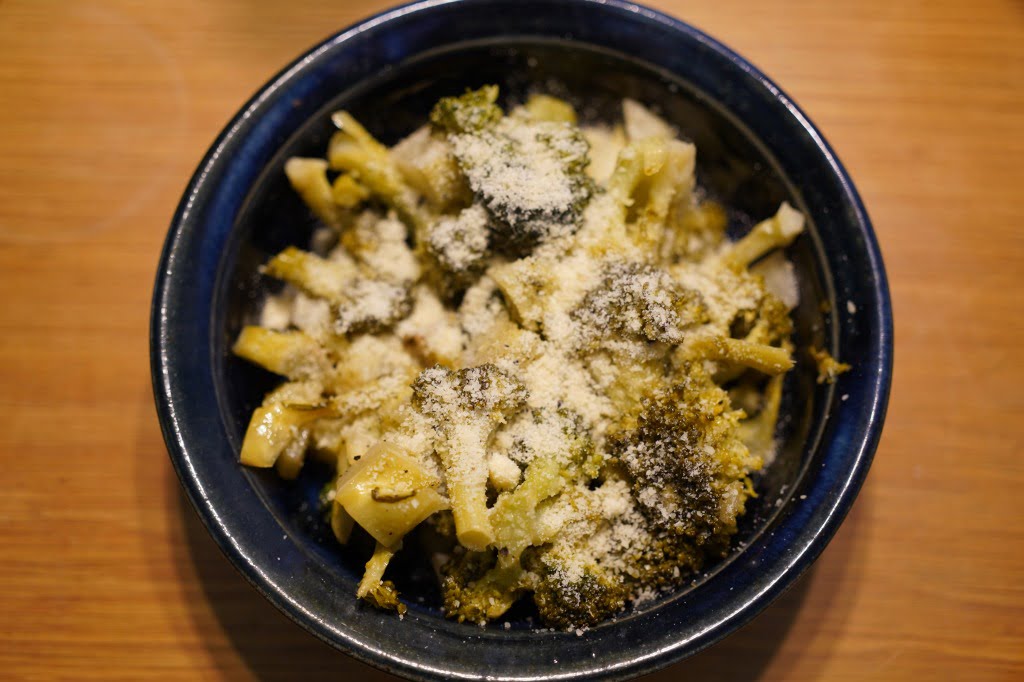 ブロッコリーの白ワインくたくた