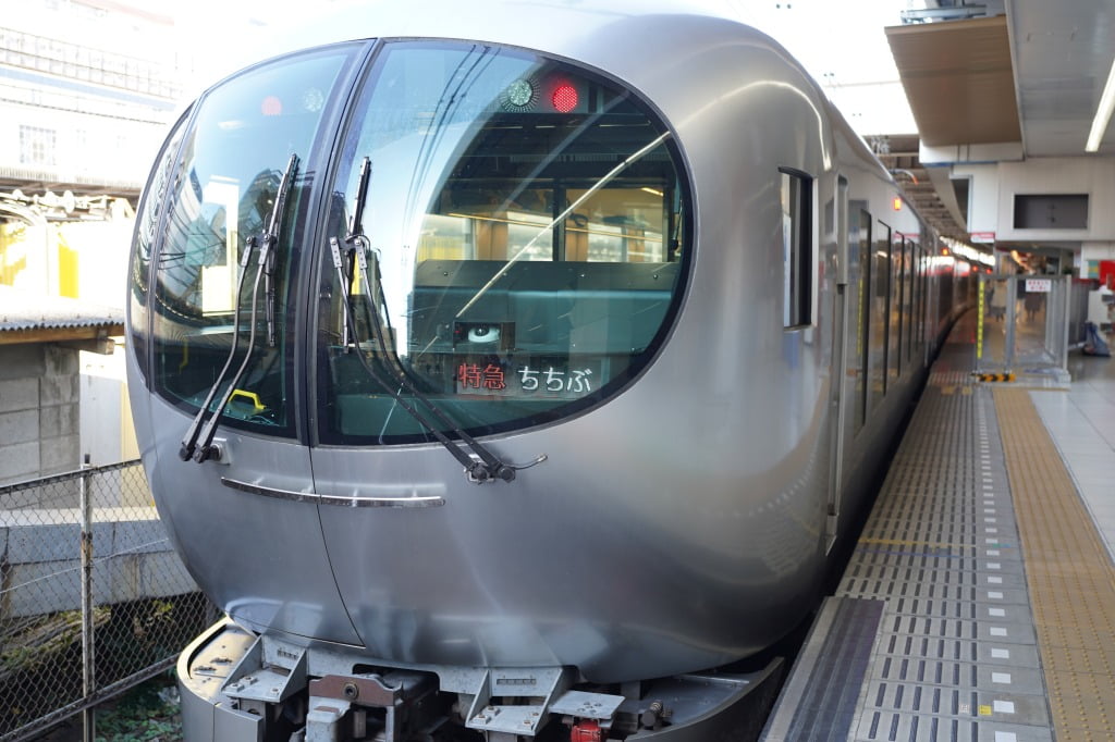 特急Laview(ラビュー)