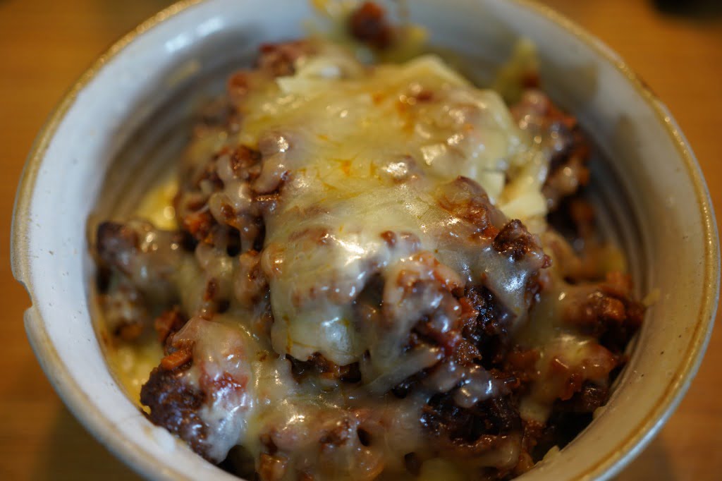 やばいチーズミートソース丼