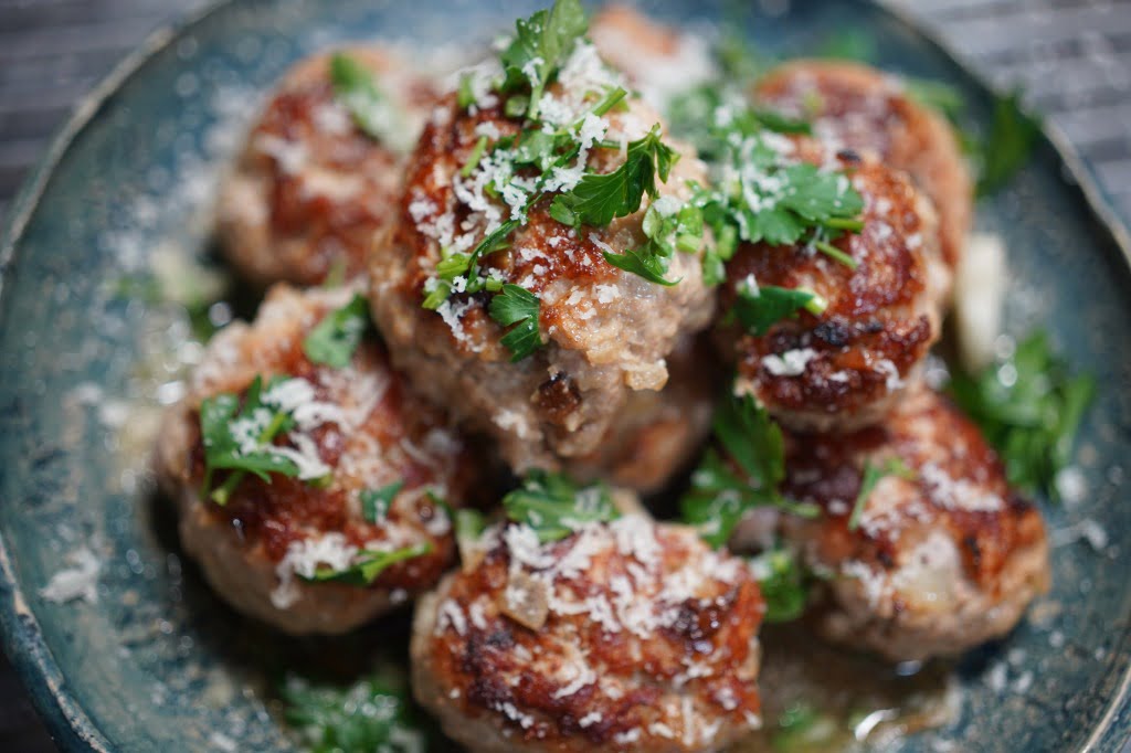 生ハムも入った旨味たっぷりのポルペッティ（イタリアの肉団子）