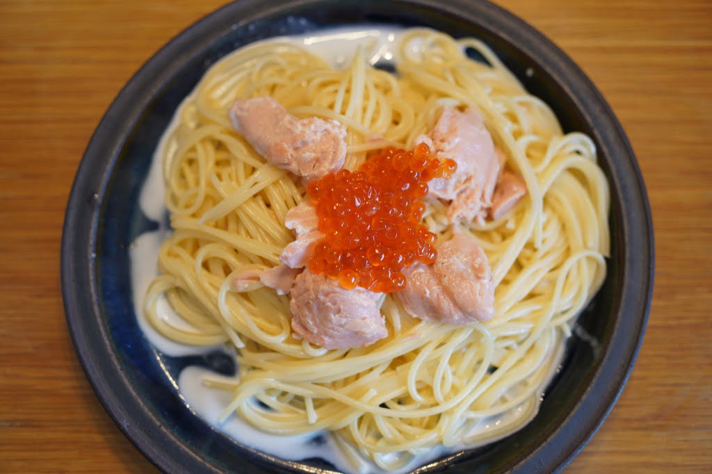 塩引鮭といくらのクリームスパゲッティ