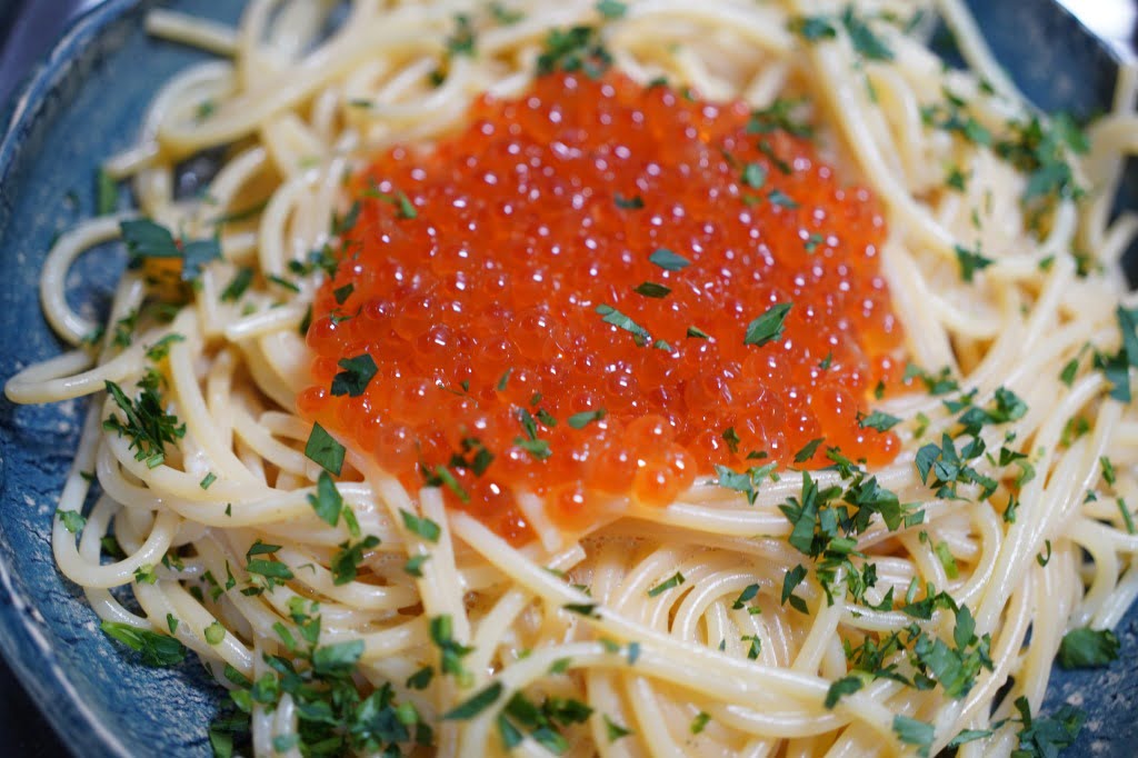 余市のいくらを使った、卵とレモンのスパゲッティ