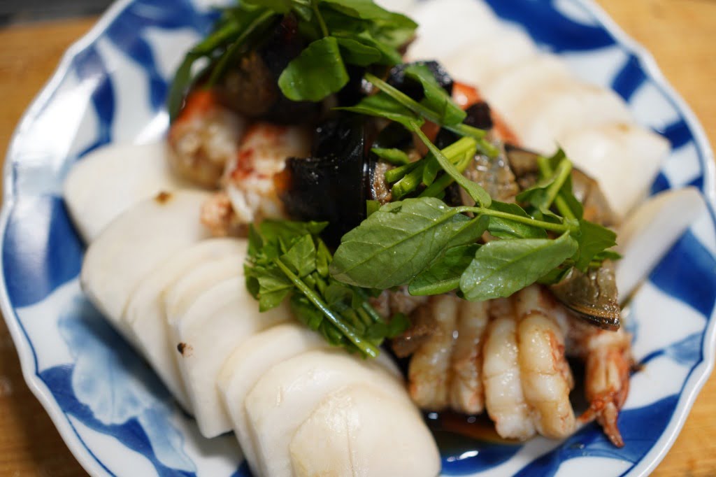 ピータンと赤海老とかぶの前菜（中華）