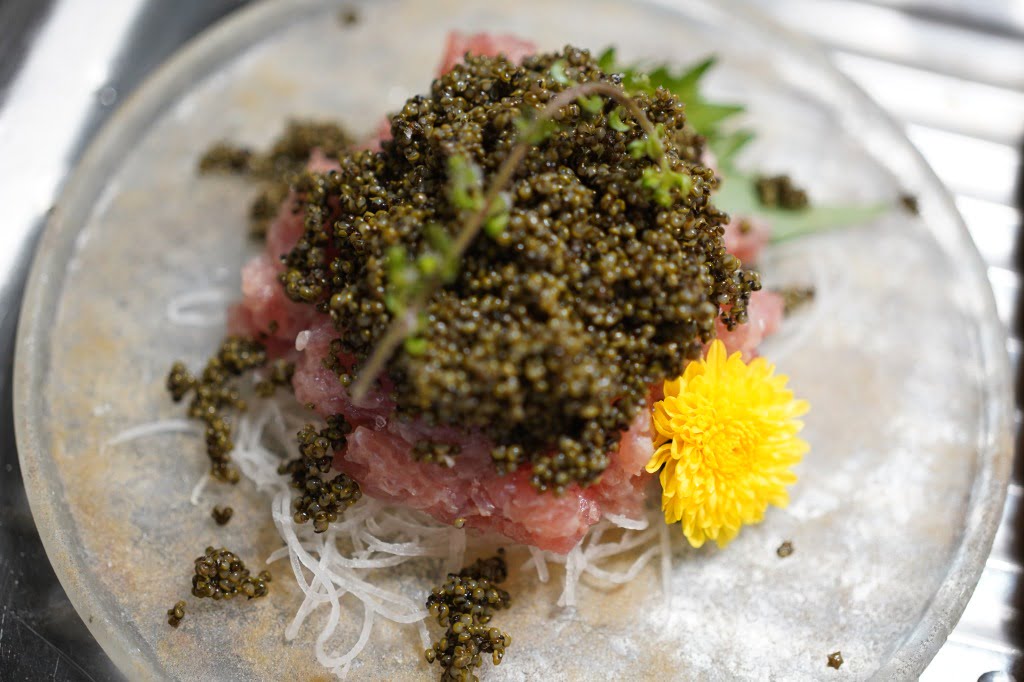 とんぶりまぐろトロ塩たたき