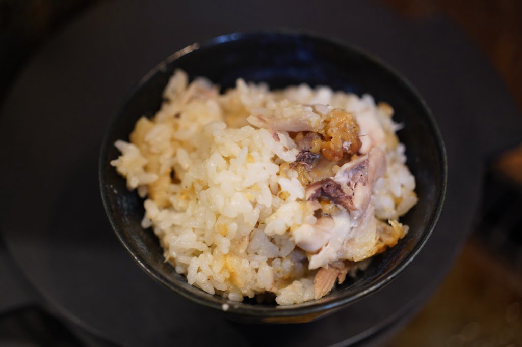 ケンタッキーのフライドチキンを炊き込んだご飯