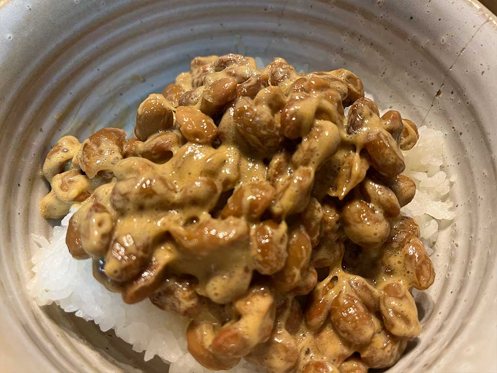 大粒納豆ごはん