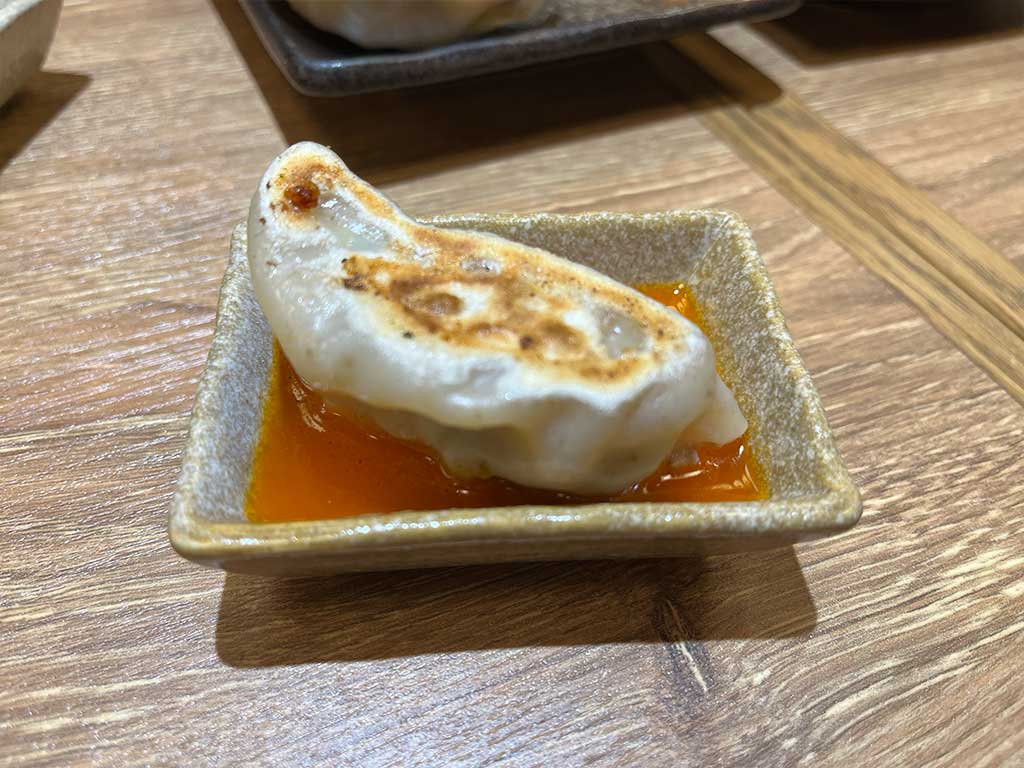 肉汁餃子のダンダダンでの野郎飯の餃子の食べ方