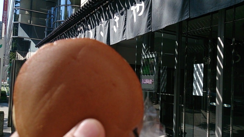 今更ですが、御徒町の、うさぎやのどら焼きは本当に旨い、とくに出来立て。