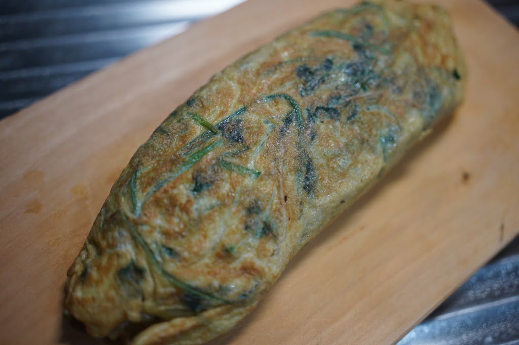 揚げパクチーの卵焼き