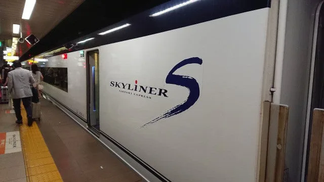 成田空港からニューカレドニア・ヌメアへ。エアカランでの旅と機内食