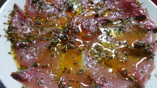 野郎飯流・鰤と乾燥パクチー、菜種油のカルパッチョ