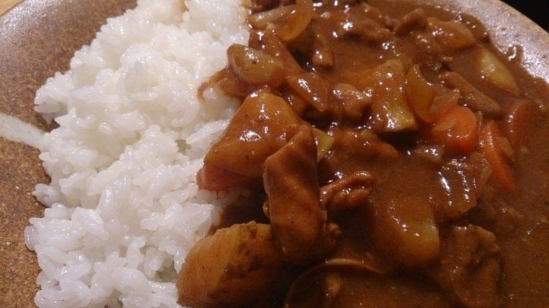 野郎飯流・ベジブロスで仕込んだ、もつカレー