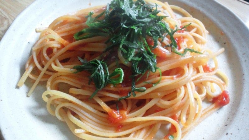野郎飯流・バジル無かったから大葉を使っちゃった系どシンプルなポモドーロ