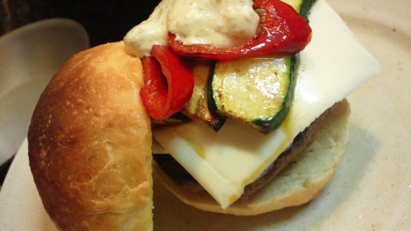 野郎飯流・柚子胡椒マヨソースの漢のハンバーガー