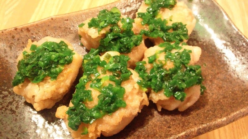 野郎飯流・白い鶏の唐揚げ 葱塩ソースがけ