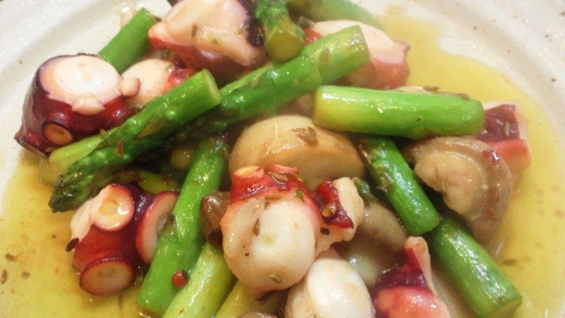 野郎飯流・タコとアスパラガス、マッシュルームのクミン炒め