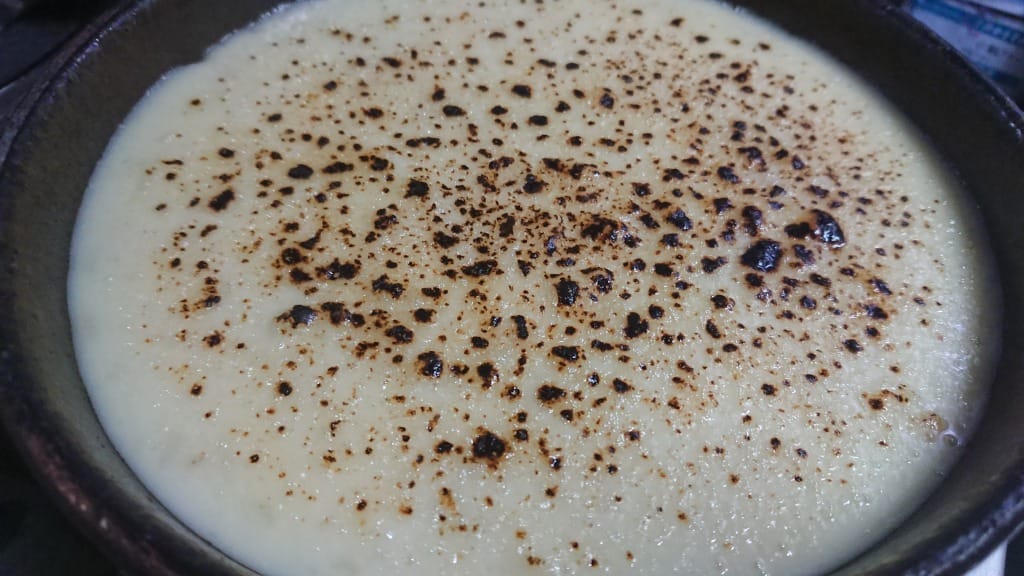 バーナーで炙ったアリゴ