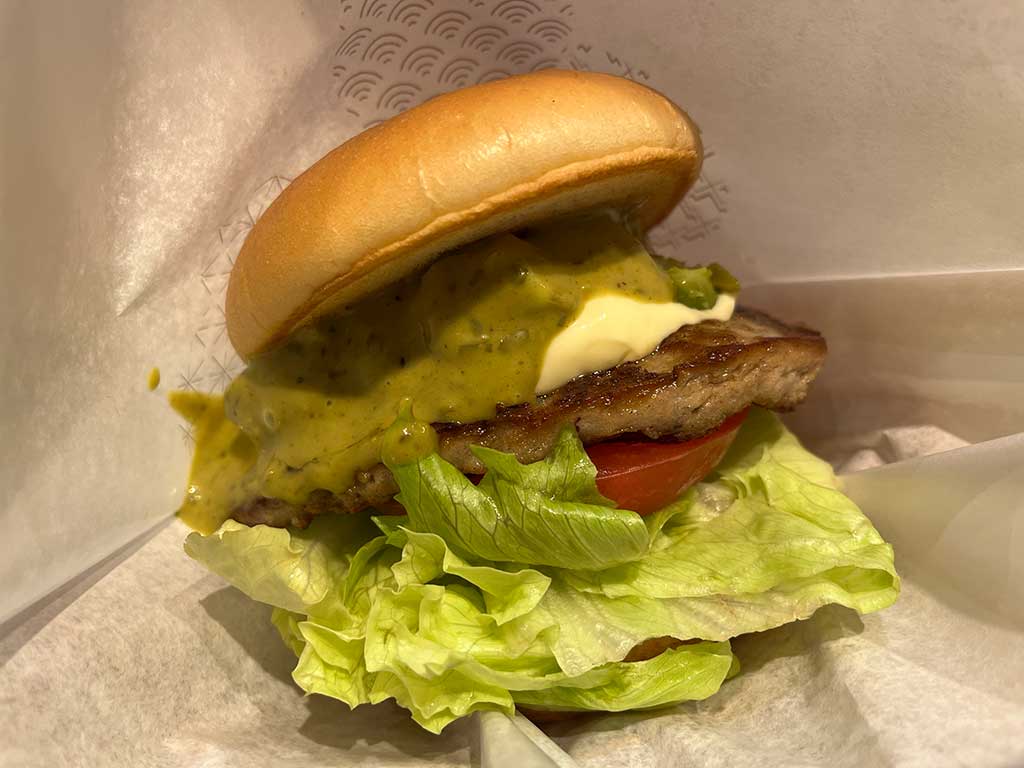 モスバーガーの新とびきりアボカドを発売初日に食らう。