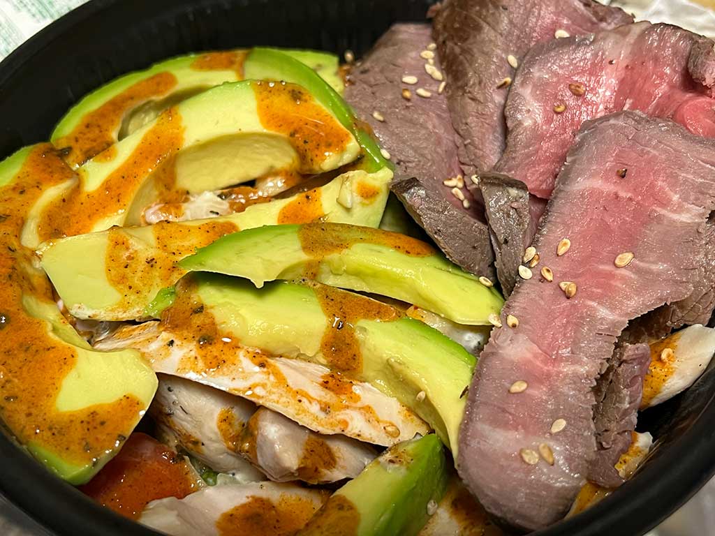 NY CHICKEN STANDのチキンオーバーライスをウーバーイーツで頼んでみた。