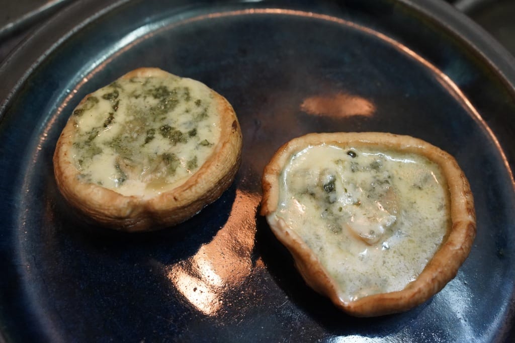 どんこ椎茸のゴルゴンゾーラチーズ焼き
