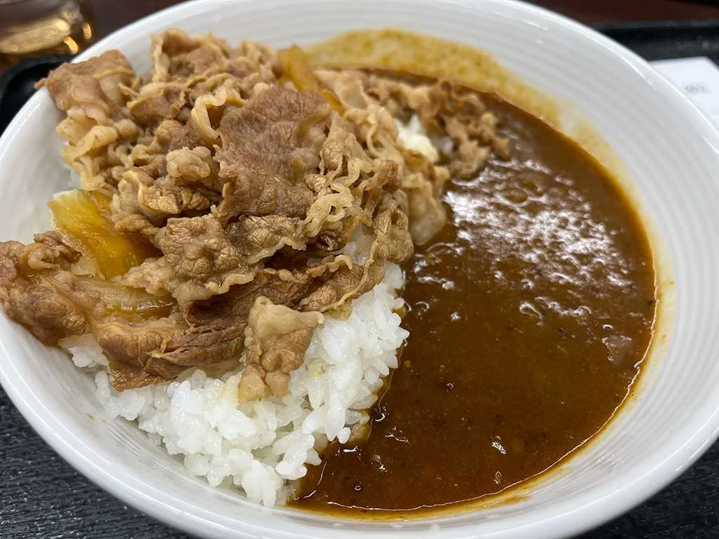 SPICY CURRY 魯珈が監修した吉野家の肉だく牛魯珈カレーがなかなかフィットしていた件
