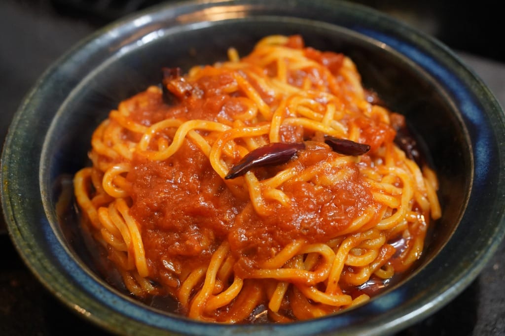 カラヒグ麺で作るスパゲッティアラビアータ