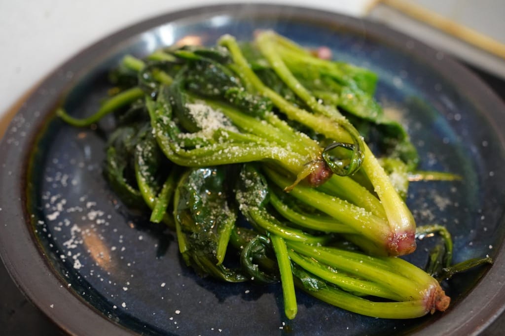 基本の作り方ガン無視、ほうれん草の焼きナムル