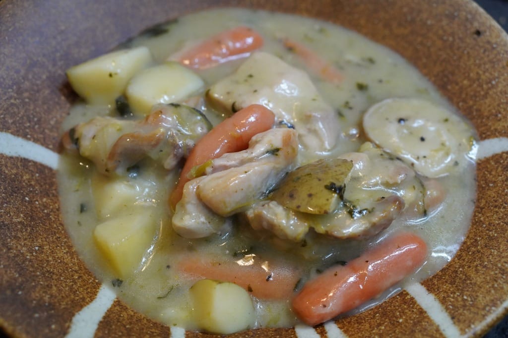 市販のルーに頼った、鶏と椎茸のクリームシチュー