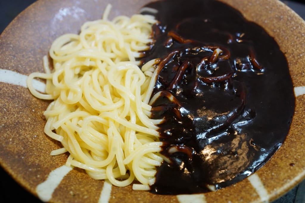 ハウスのプロクオリティ カレーカラヒグ麺