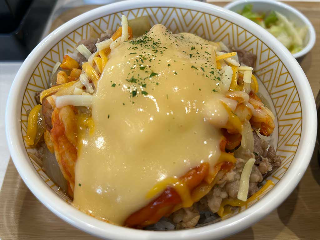 好き家のチーズナポリタン牛丼