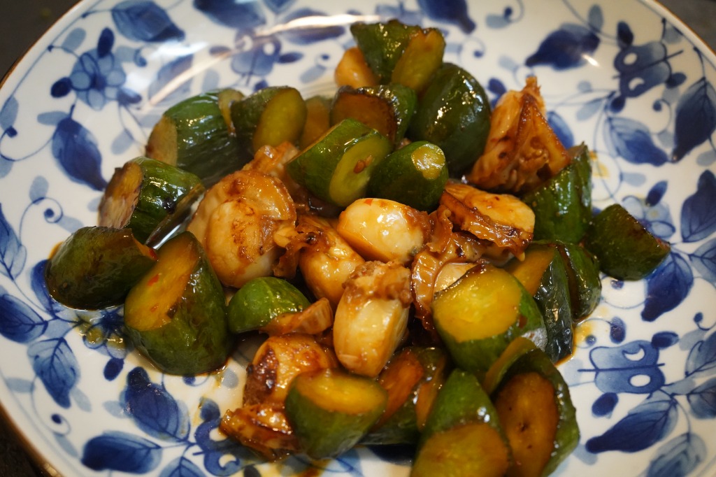 冷凍きゅうりとミニホタテのピリ辛炒め