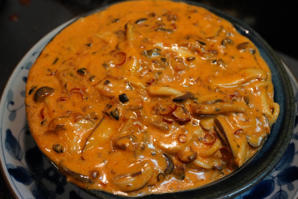 IVOホームズパスタ・絶望のスパゲッティをカラヒグ麺で再現する。