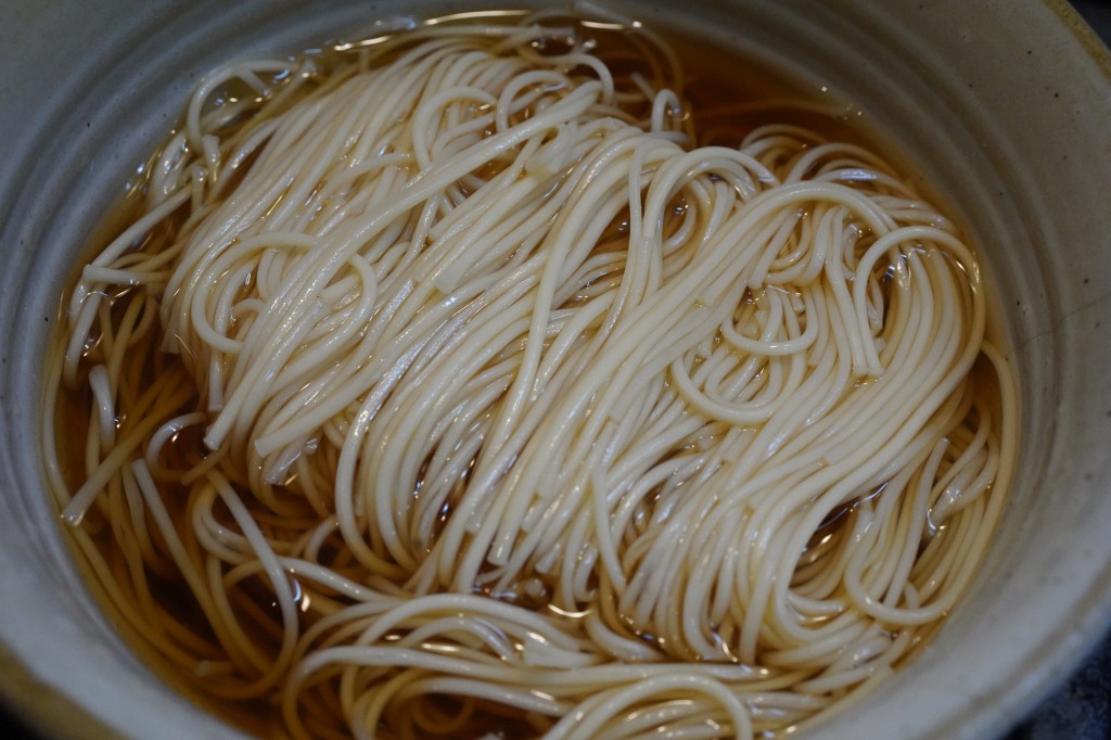 野郎飯の冷たい昆布水で作った本気で美味い出汁そうめん