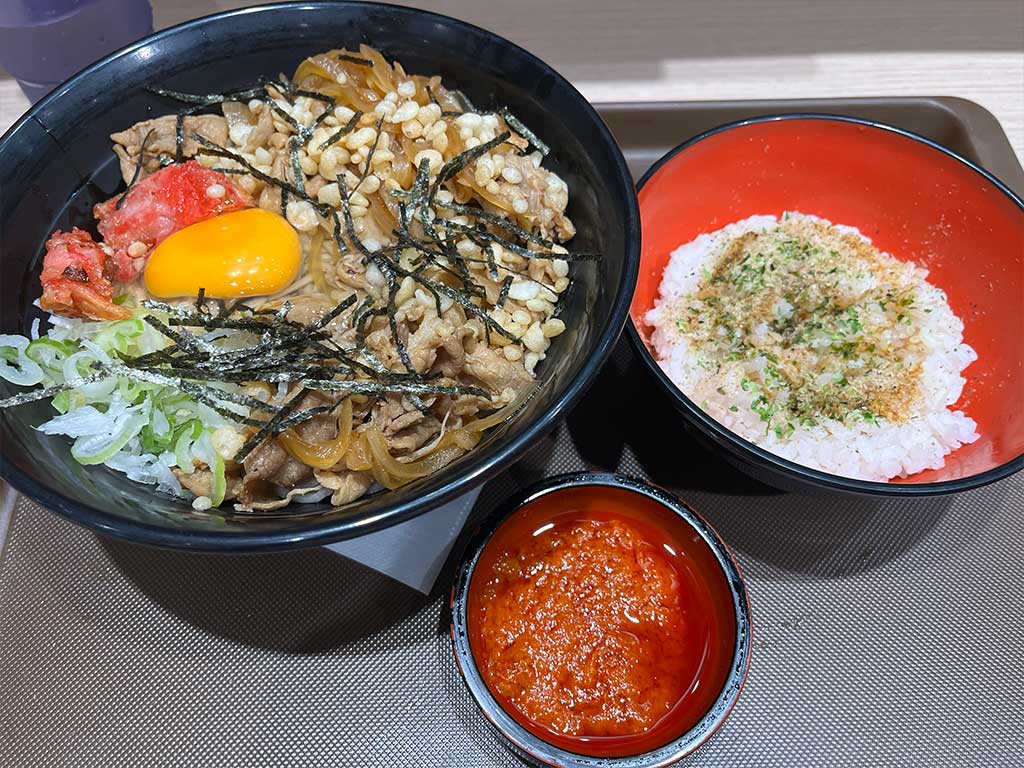 富士そば・sio 鳥羽周作シェフ監修「月見うま肉そば